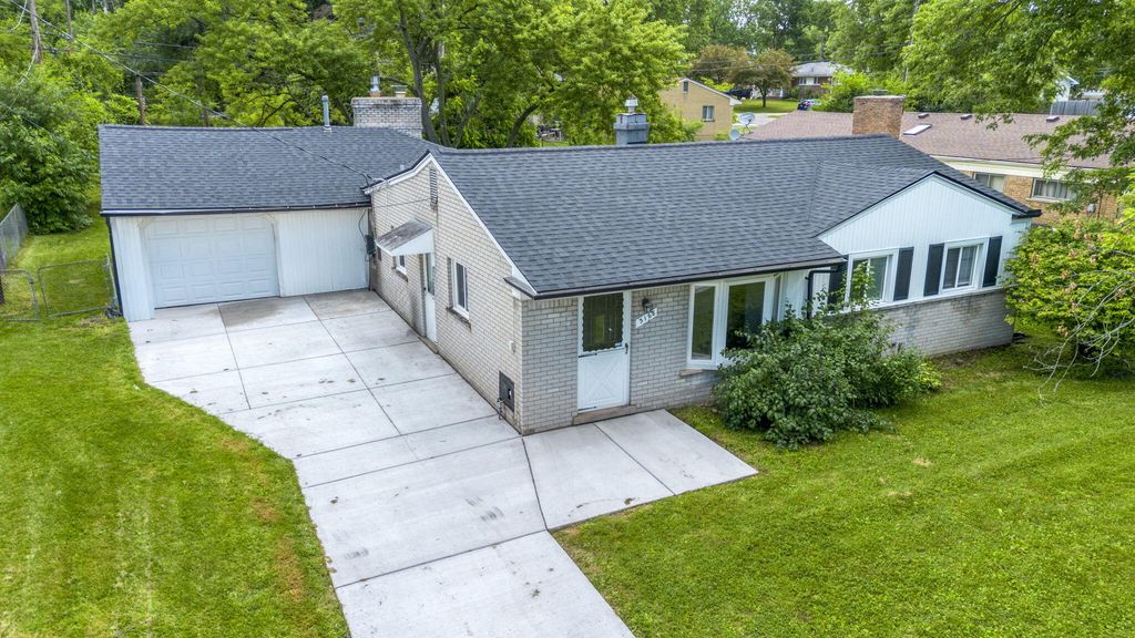 3168 Herbell Drive, Waterford Twp, MI 48328
