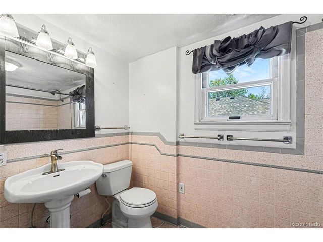 145 S Park Ave, Fort Lupton, CO 80621