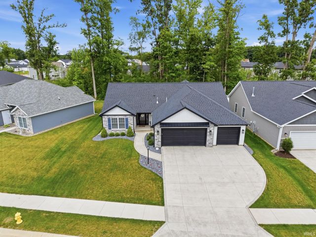 13870 Escondida Cove, Fort Wayne, IN 46845