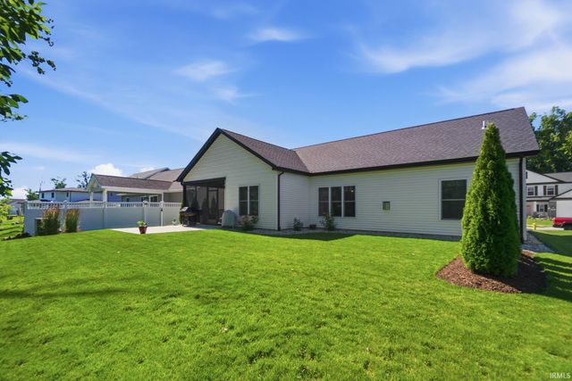 13870 Escondida Cove, Fort Wayne, IN 46845