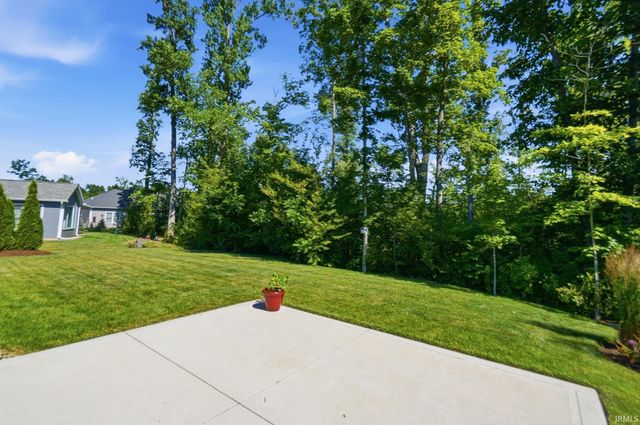 13870 Escondida Cove, Fort Wayne, IN 46845