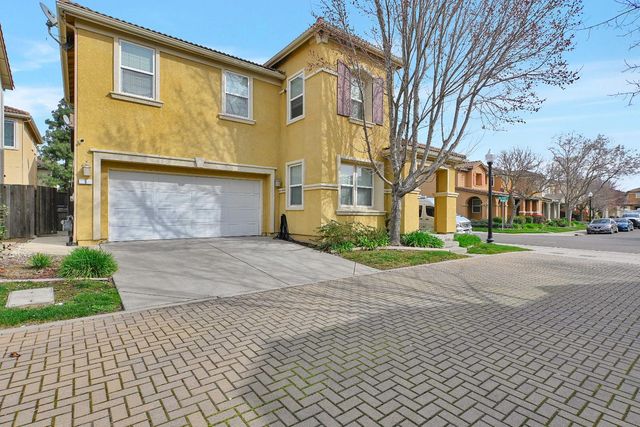 6 Bonack Pl, Sacramento, CA 95835