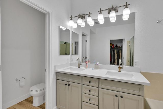 6 Bonack Pl, Sacramento, CA 95835