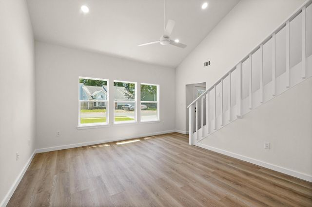 387 NW Canterbury Circle, Fort Walton Beach, FL 32548