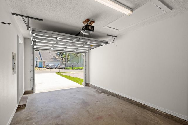 387 NW Canterbury Circle, Fort Walton Beach, FL 32548