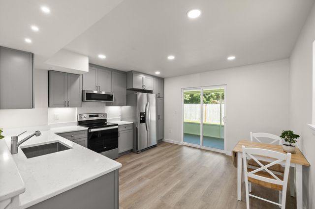 387 NW Canterbury Circle, Fort Walton Beach, FL 32548