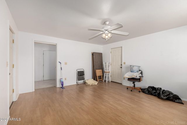 3802 W STATE Avenue, Phoenix, AZ 85051