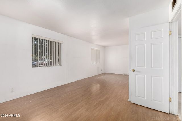 3802 W STATE Avenue, Phoenix, AZ 85051