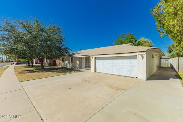 3802 W STATE Avenue, Phoenix, AZ 85051