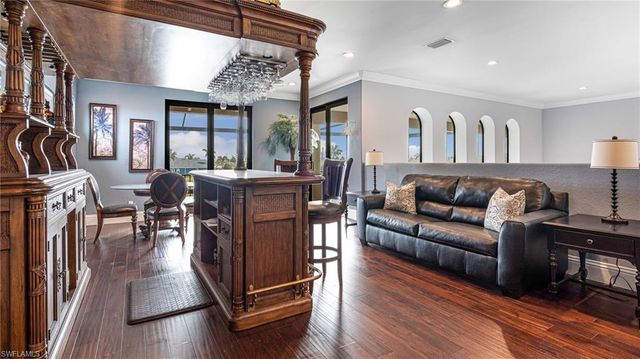 101 SW 39th PL, Cape Coral, FL 33991