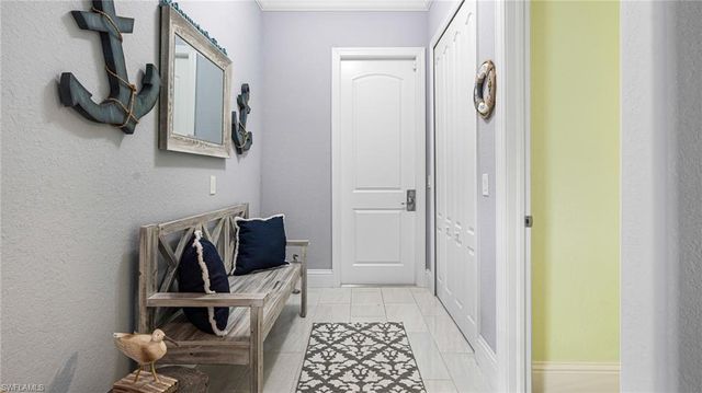 101 SW 39th PL, Cape Coral, FL 33991