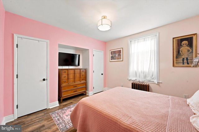 2713 CROYDON ST, Philadelphia, PA 19137