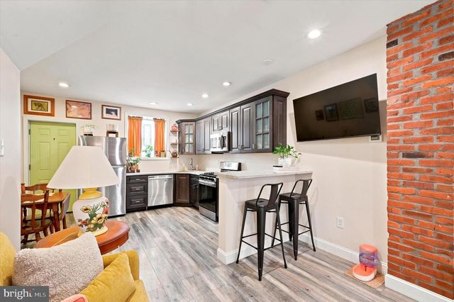 2713 CROYDON ST, Philadelphia, PA 19137
