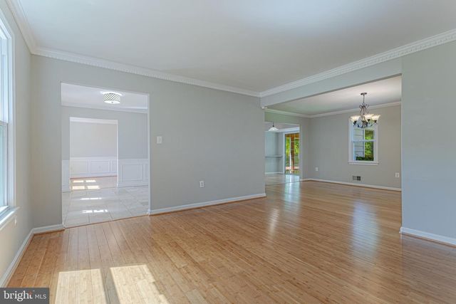 11778 HOLLYVIEW DR, Great Falls, VA 22066