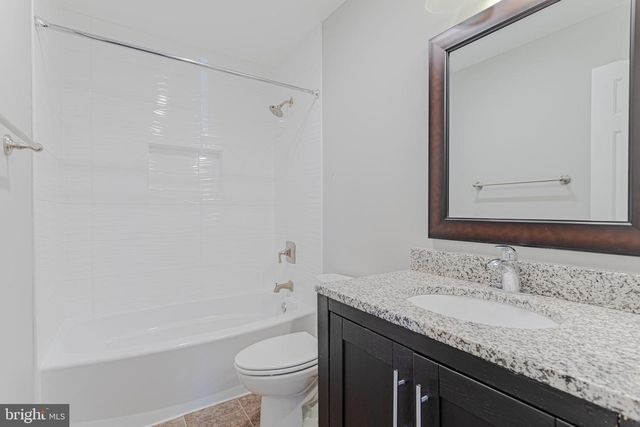 11778 HOLLYVIEW DR, Great Falls, VA 22066