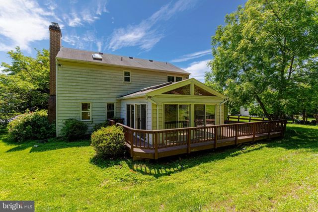 11778 HOLLYVIEW DR, Great Falls, VA 22066