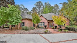 120 Kapalua Point, Fayetteville, GA 30215