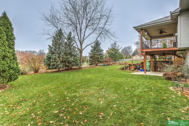 909 Rawhide Road, Papillion, NE 68046