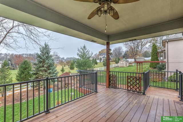 909 Rawhide Road, Papillion, NE 68046