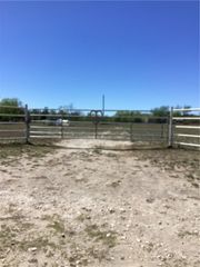 2227 F RD 2295, Benavides, TX 78341