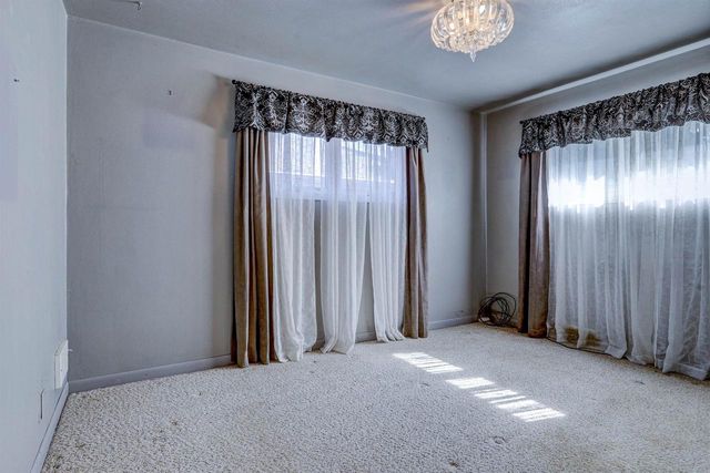 1404 N CHARLOTTE STREET, Appleton, WI 54911