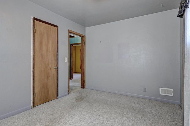 1404 N CHARLOTTE STREET, Appleton, WI 54911