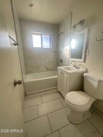 5222 S 13TH Way, Phoenix, AZ 85040