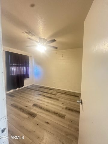 5222 S 13TH Way, Phoenix, AZ 85040