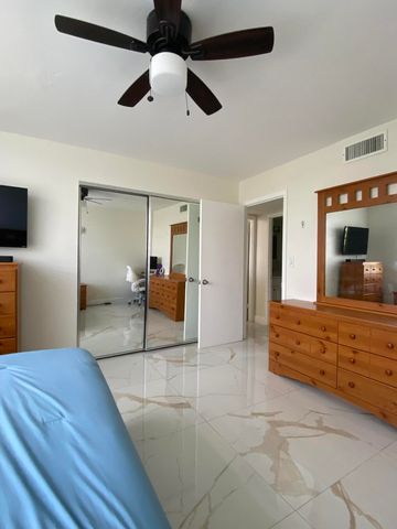 7001 Environ Boulevard 403, Lauderhill, FL 33319