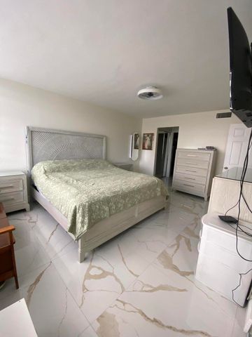 7001 Environ Boulevard 403, Lauderhill, FL 33319