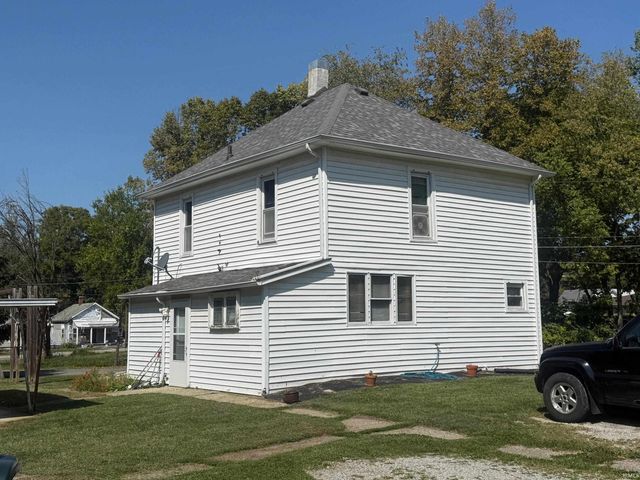 1121 Smith Street, Logansport, IN 46947