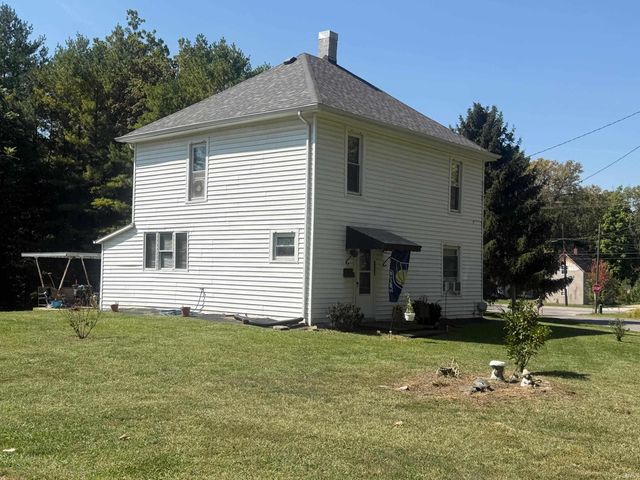 1121 Smith Street, Logansport, IN 46947