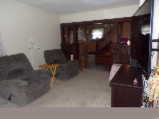 1121 Smith Street, Logansport, IN 46947