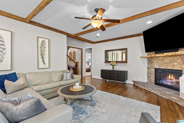 201 ANNA CREEK DRIVE, Helena, AL 35080