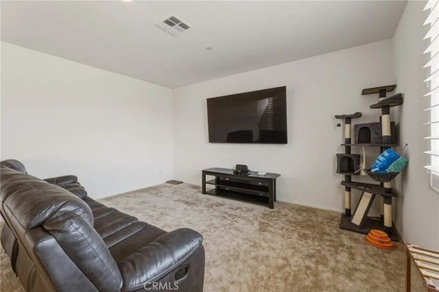 575 Feeder, Hemet, CA 92543