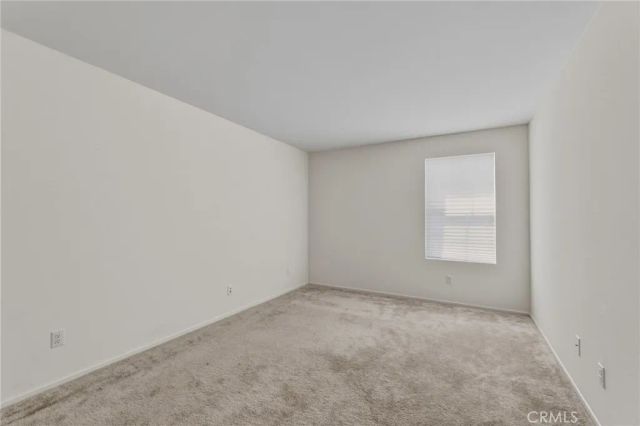 575 Feeder, Hemet, CA 92543