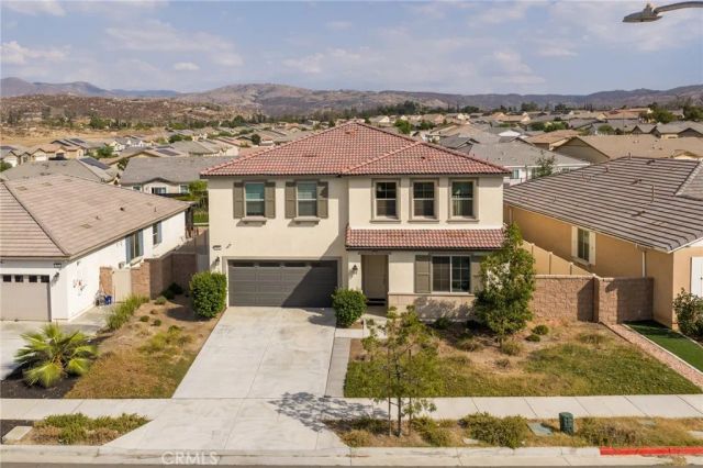 575 Feeder, Hemet, CA 92543