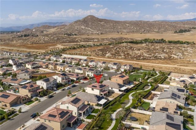 575 Feeder, Hemet, CA 92543