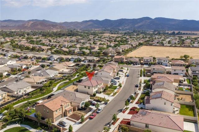 575 Feeder, Hemet, CA 92543