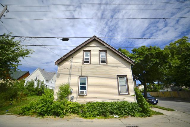 2012 W Burleigh STREET, Milwaukee, WI 53206