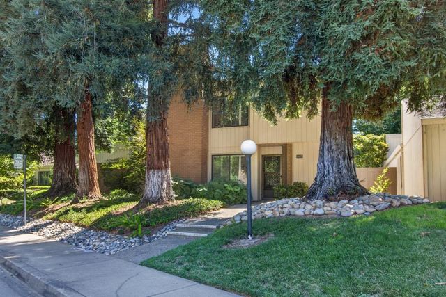 1427 Commons Dr, Sacramento, CA 95825