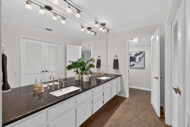 1427 Commons Dr, Sacramento, CA 95825