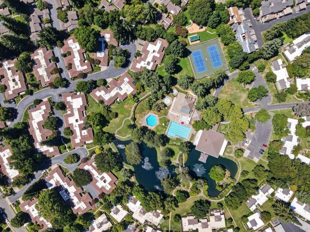 1427 Commons Dr, Sacramento, CA 95825