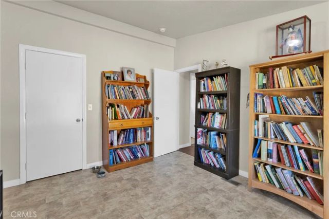 10532 Acanthus Street, Phelan, CA 92371