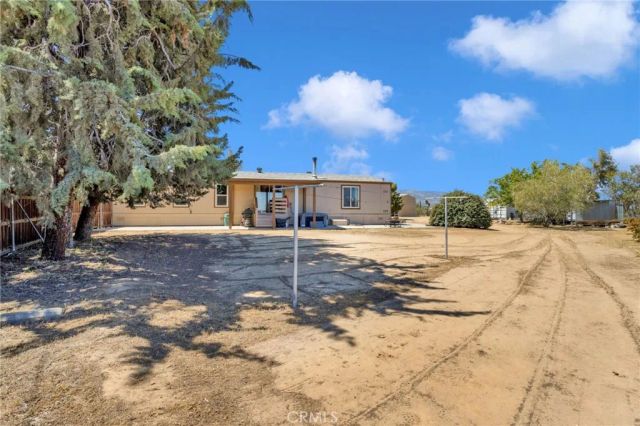 10532 Acanthus Street, Phelan, CA 92371