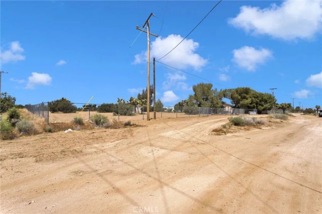10532 Acanthus Street, Phelan, CA 92371