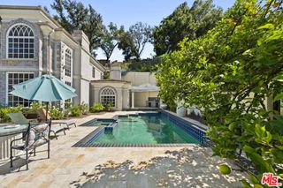 14330 Mulholland Drive, Los Angeles, CA 90077