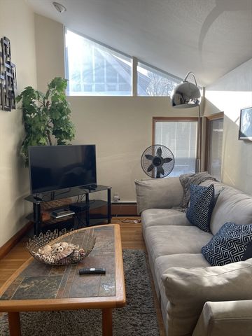 217 Castle Road, Nahant, MA 01908