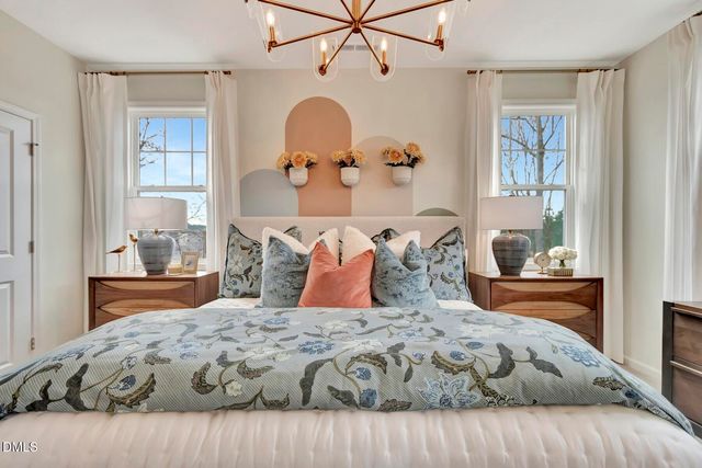 10025 Secluded Garden Drive 163, Apex, NC 27523