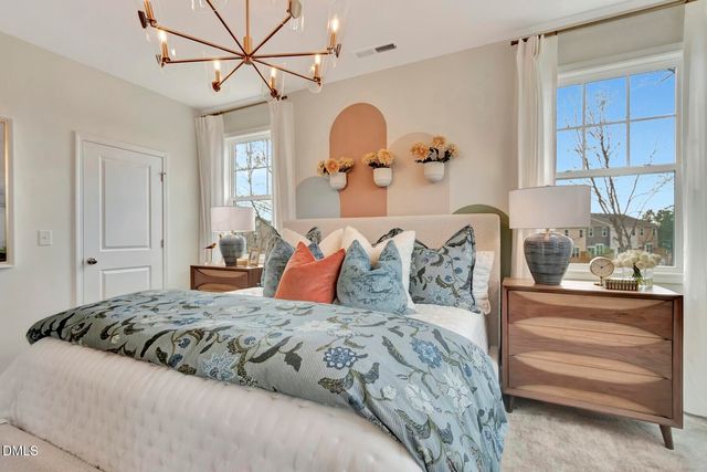 10025 Secluded Garden Drive 163, Apex, NC 27523